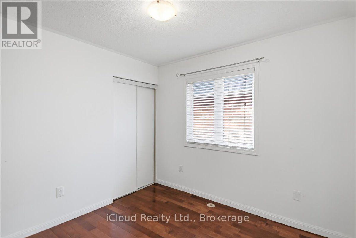 270 Whetham Heights, Milton, ON - Indoor Photo Showing Other Room