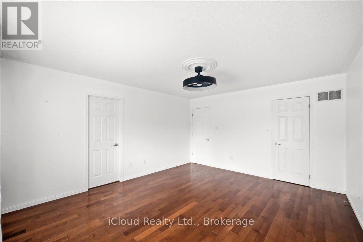 270 Whetham Heights, Milton, ON - Indoor Photo Showing Other Room