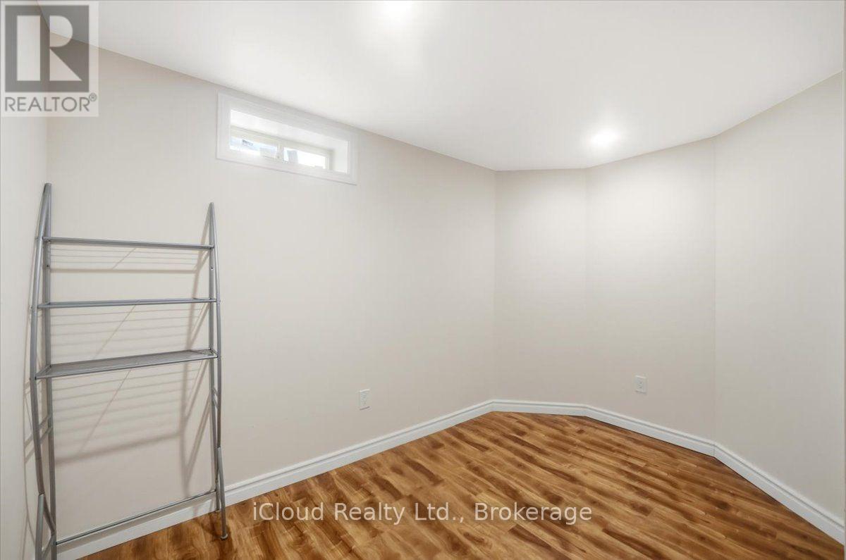 270 Whetham Heights, Milton, ON - Indoor Photo Showing Other Room