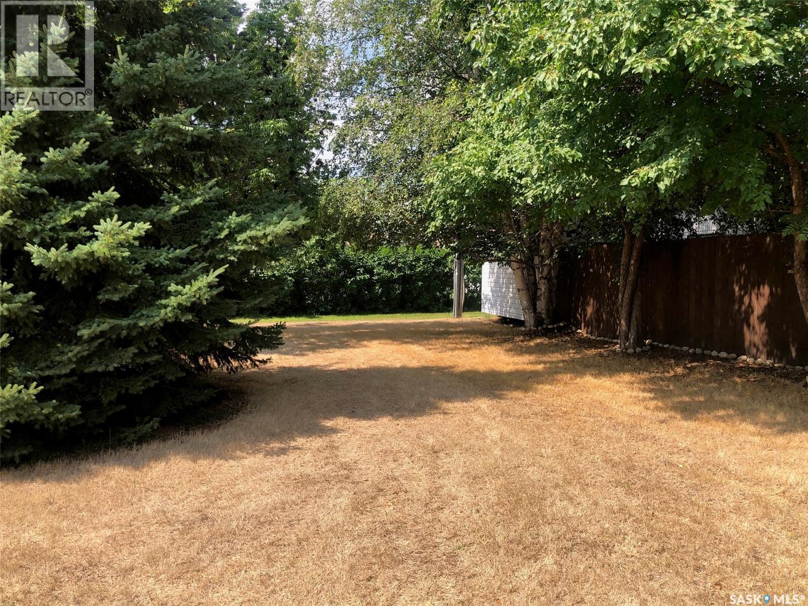 643 2Nd Street Ne, Preeceville, SK - Outdoor