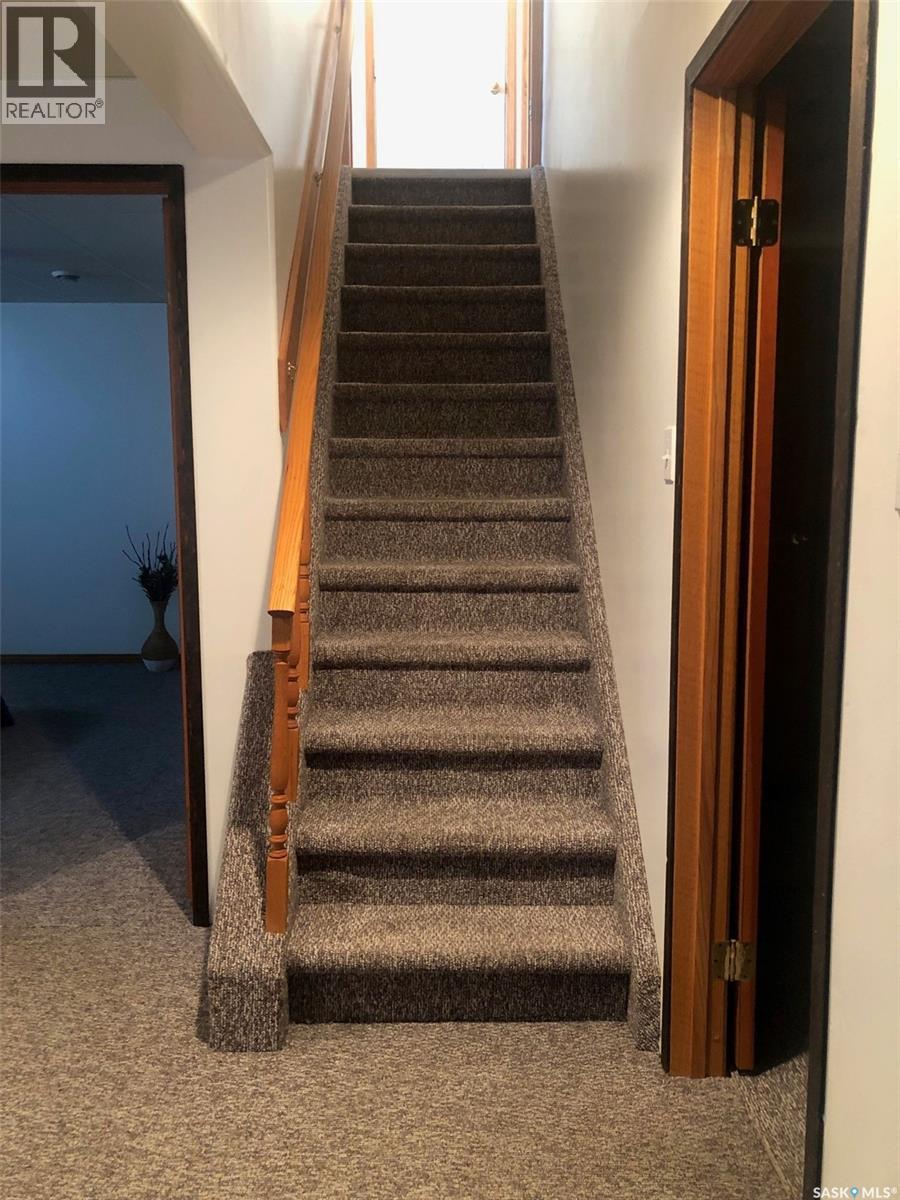 643 2Nd Street Ne, Preeceville, SK - Indoor Photo Showing Other Room