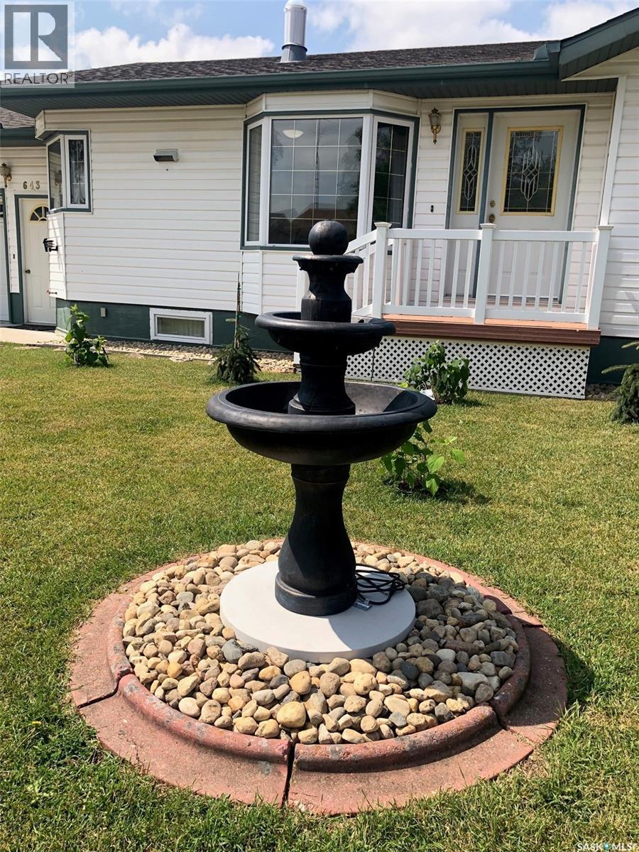 643 2Nd Street Ne, Preeceville, SK - Outdoor With Deck Patio Veranda