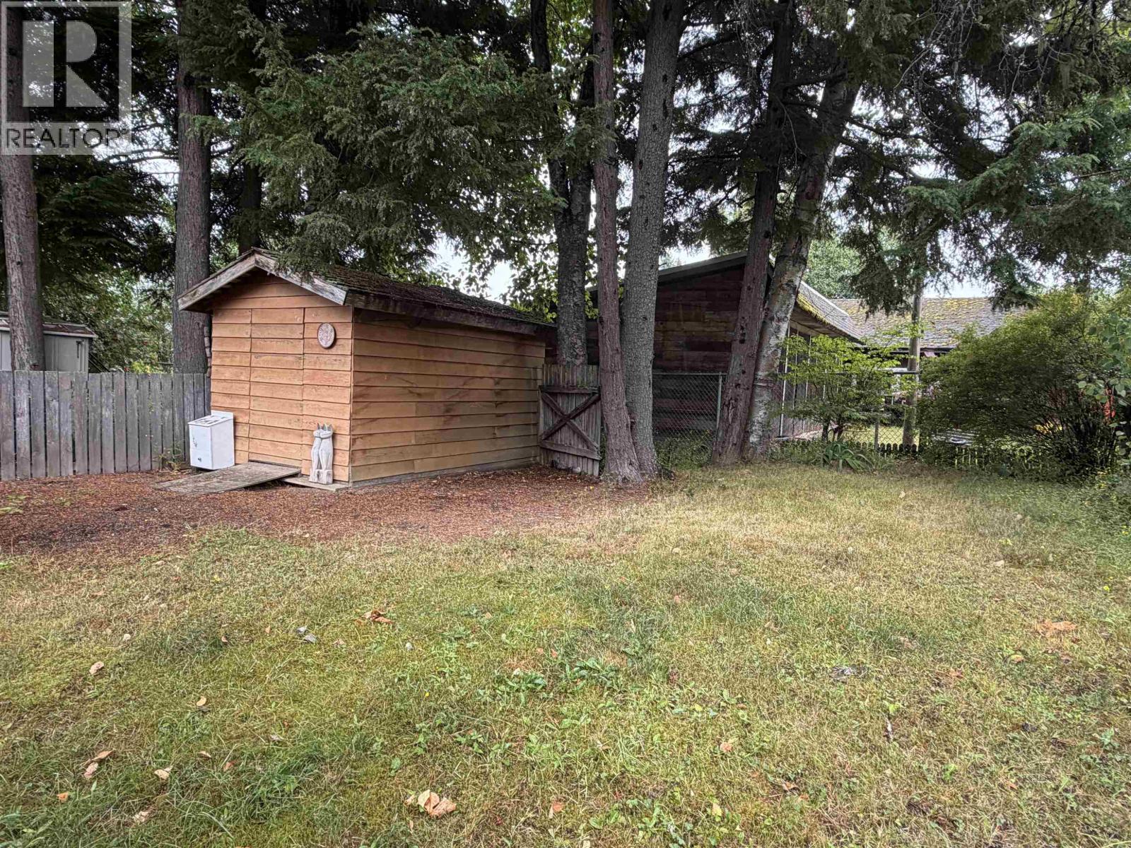 24 4625 Graham Avenue, Terrace, BC - Outdoor