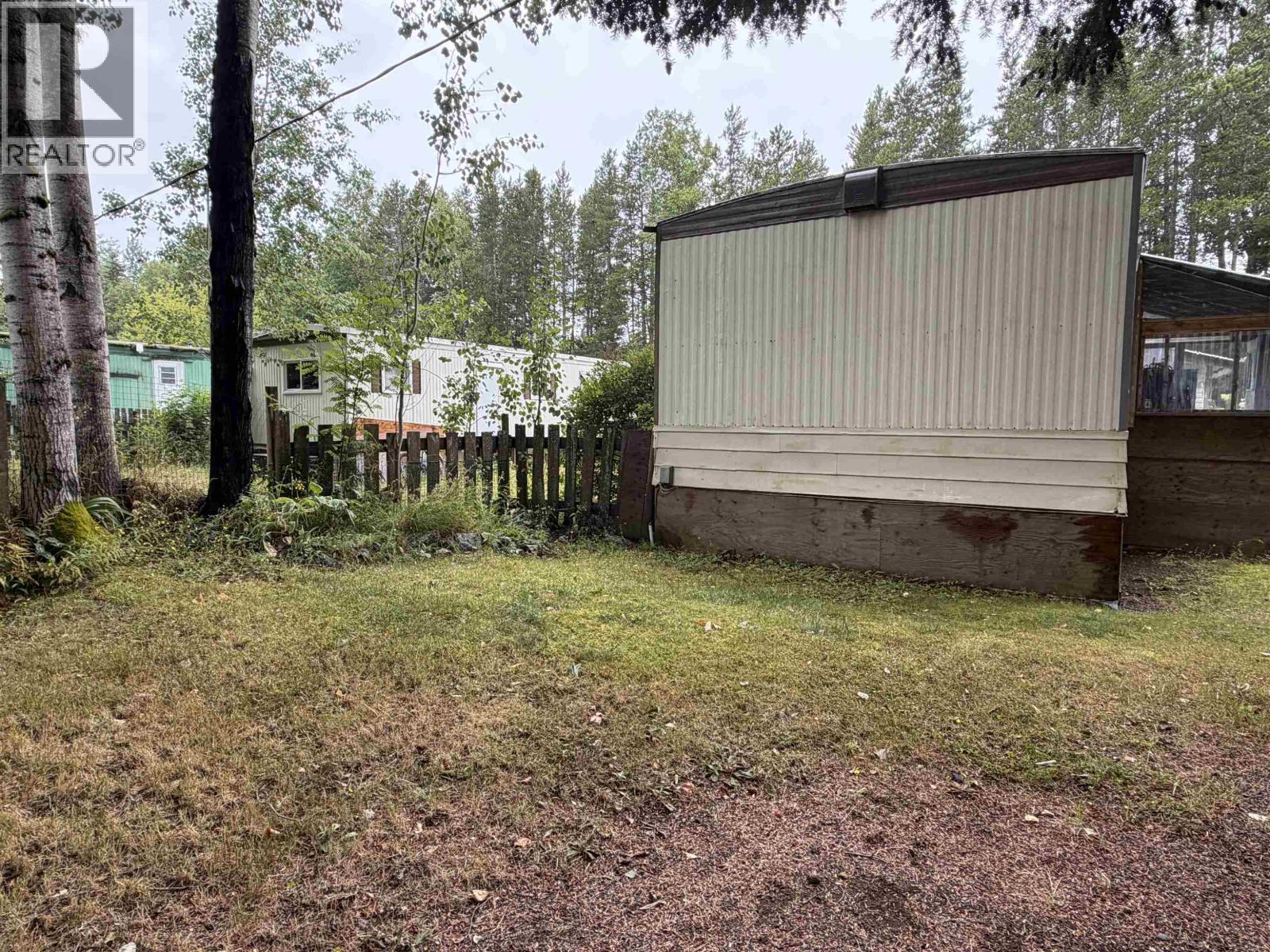 24 4625 Graham Avenue, Terrace, BC - Outdoor