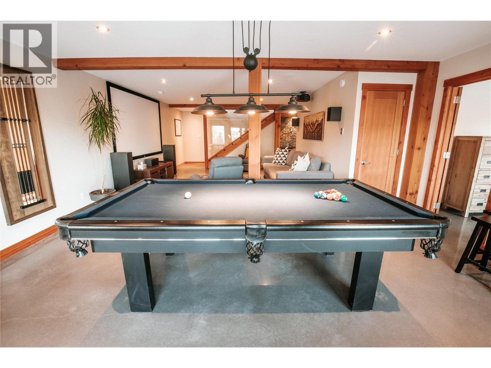 Games rm - 1917 Mt Mcpherson Drive, Revelstoke, BC - Indoor Photo Showing Other Room