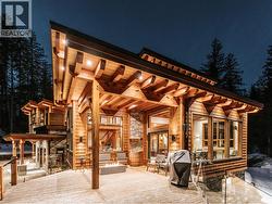 Winter nights on the deck+firepit -
