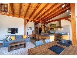 Liv room in suite -