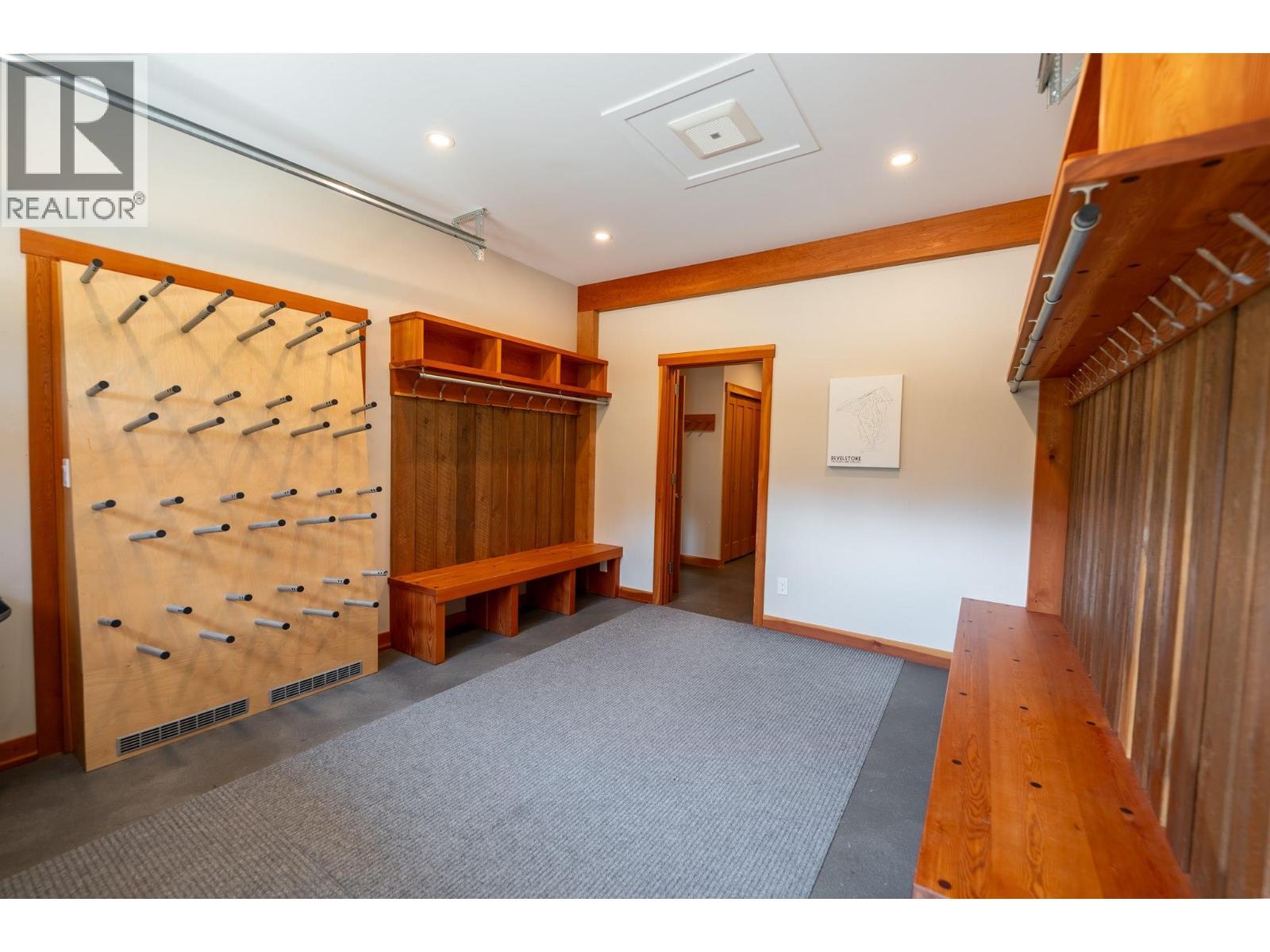 1917 Mt Mcpherson Drive, Revelstoke, BC - Indoor Photo Showing Other Room