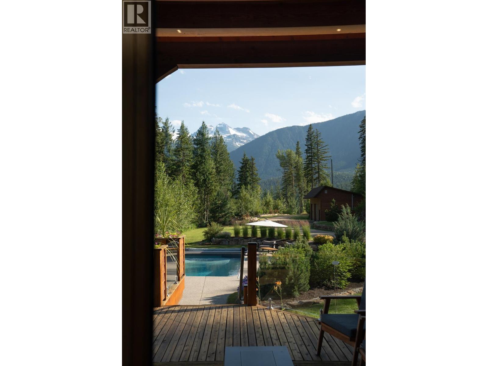 1917 Mt Mcpherson Drive, Revelstoke, BC -