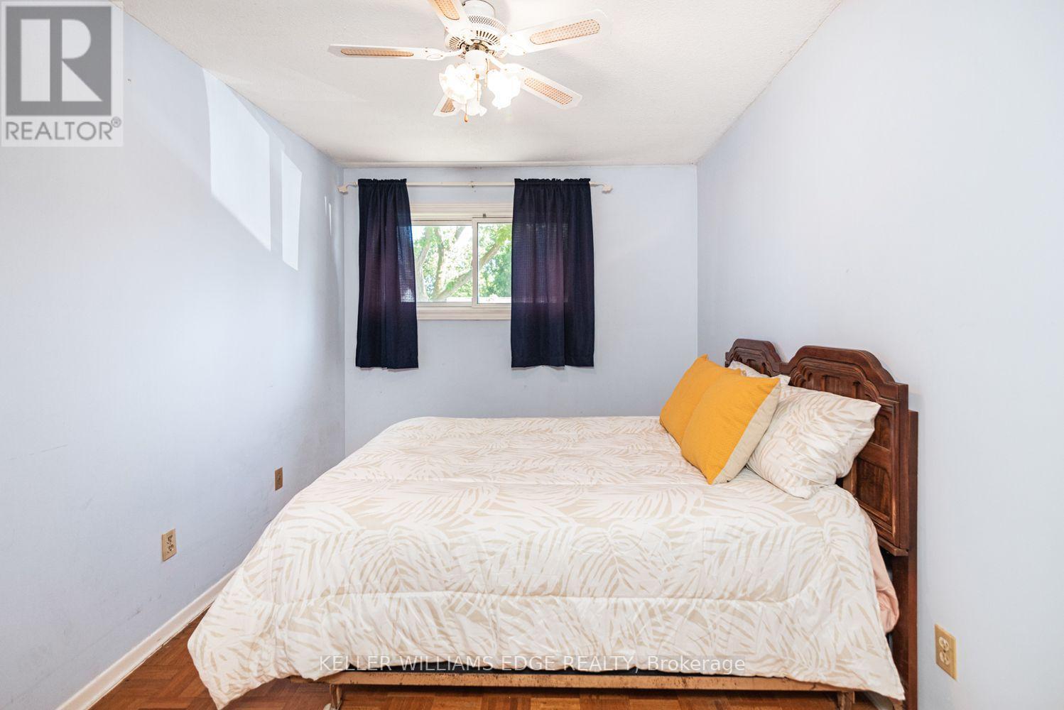 2138 Falmouth Terrace, Burlington, ON - Indoor Photo Showing Bedroom
