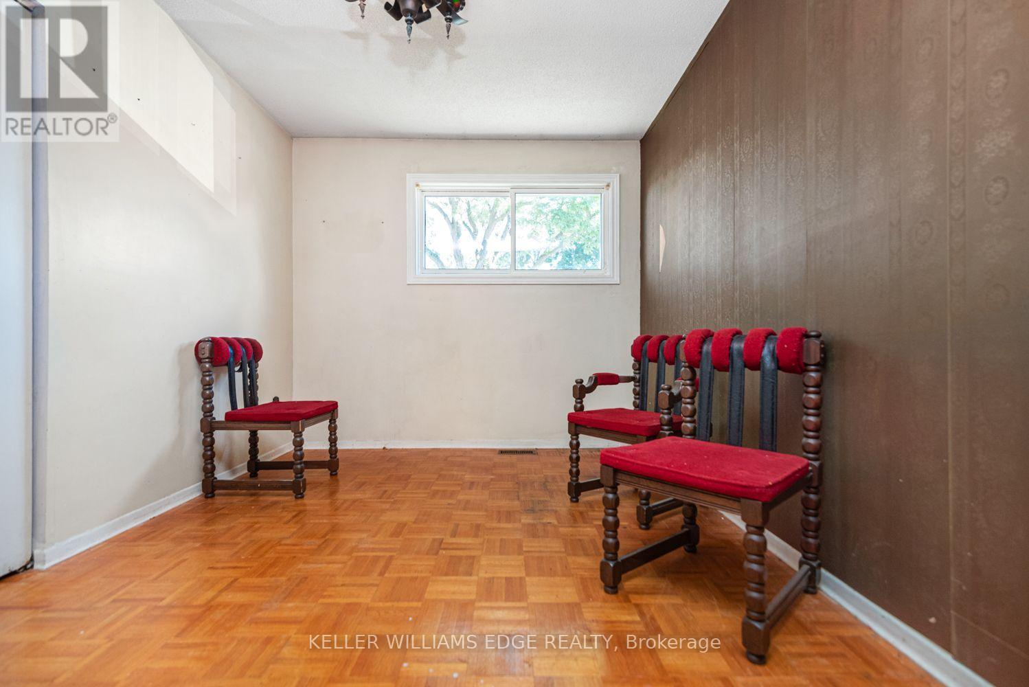 2138 Falmouth Terrace, Burlington, ON - Indoor Photo Showing Other Room