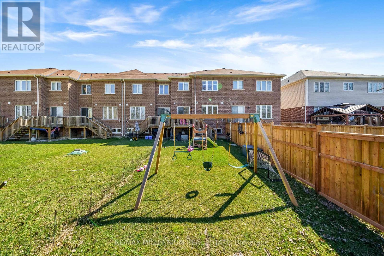 96 Esther Crescent S, Thorold, ON - Outdoor With Backyard With Exterior