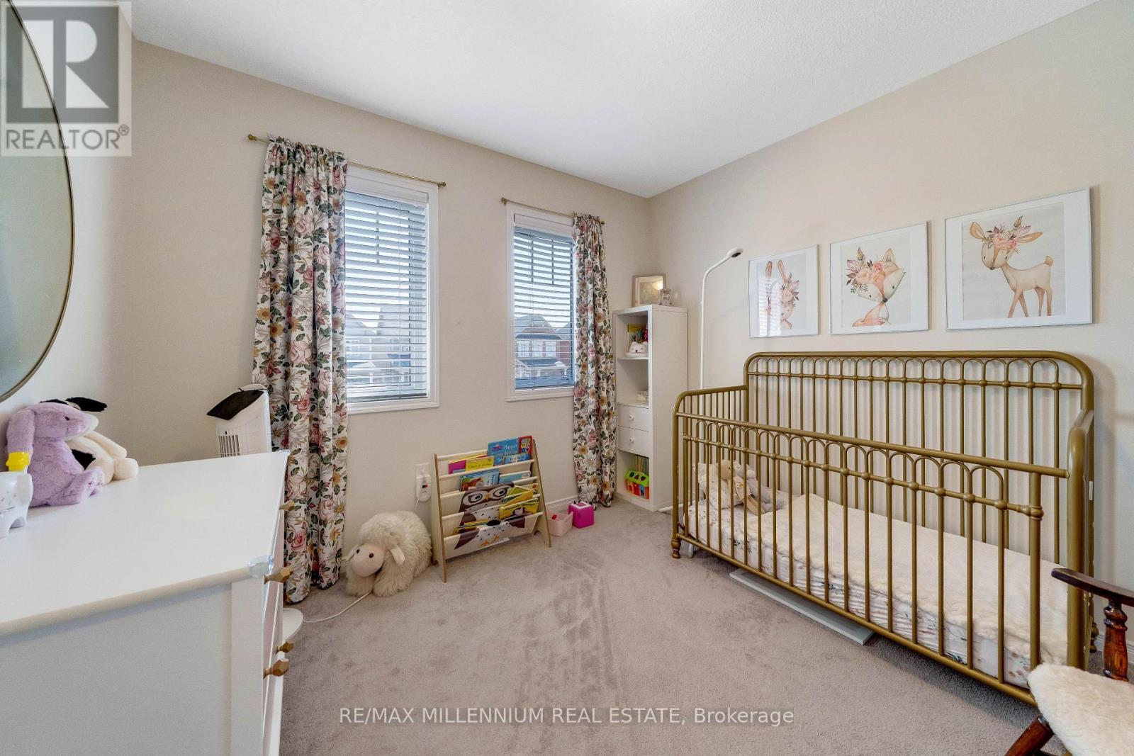 96 Esther Crescent S, Thorold, ON - Indoor Photo Showing Other Room