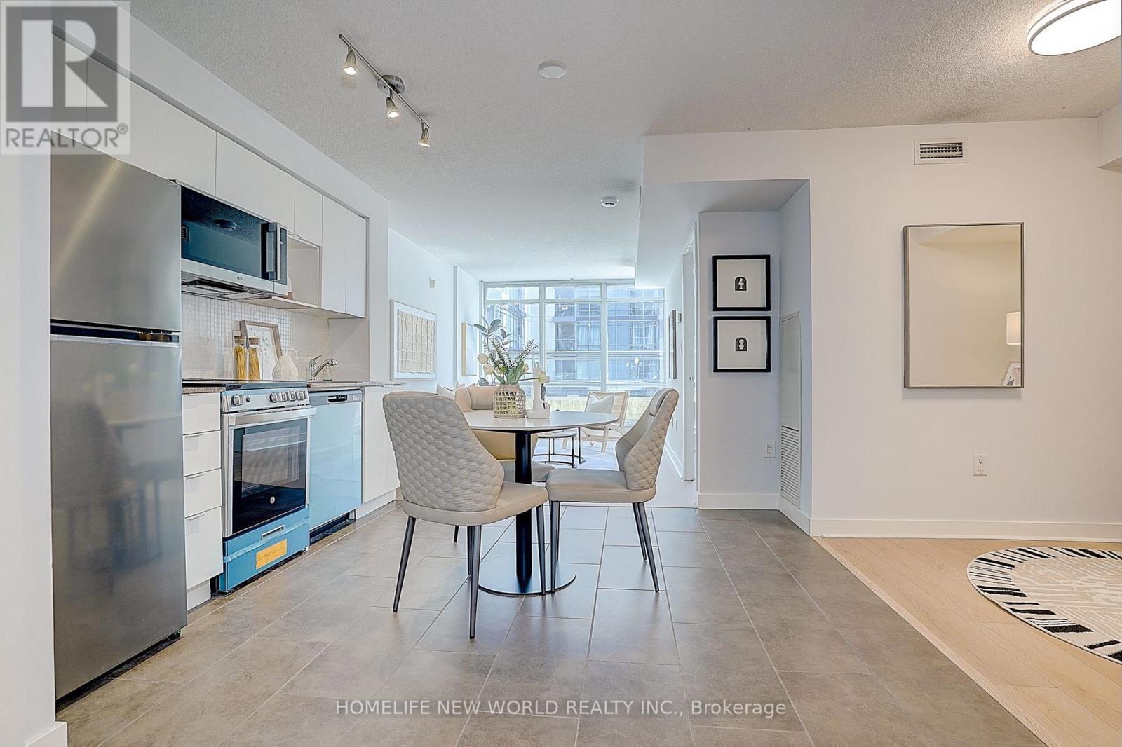 307 - 15 Fort York Boulevard, Toronto, ON - Indoor