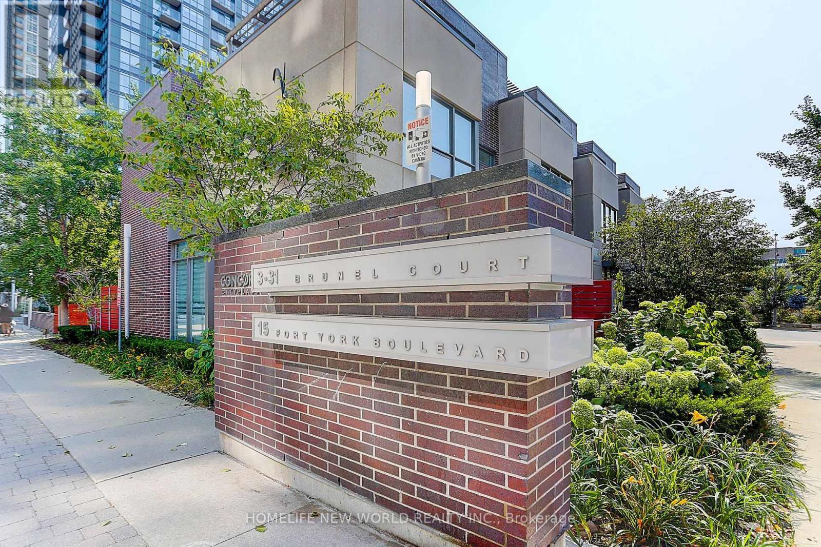 307 - 15 Fort York Boulevard, Toronto, ON - Outdoor