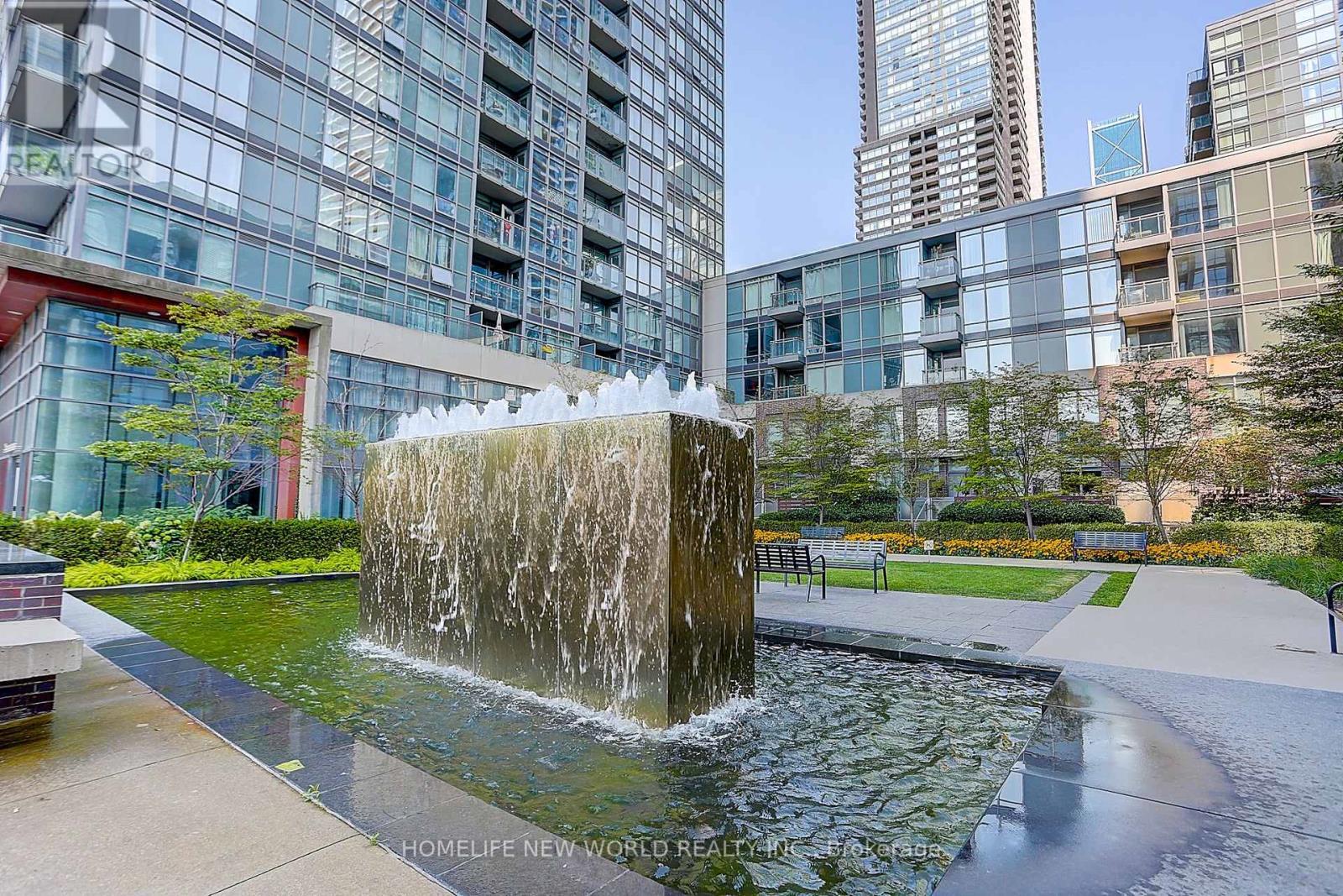 307 - 15 Fort York Boulevard, Toronto, ON - Outdoor