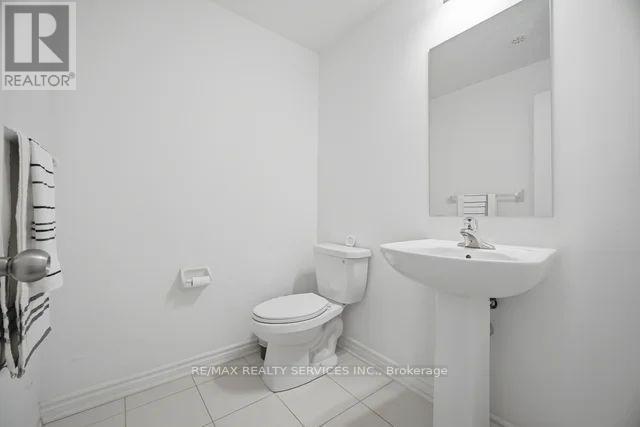 14 - 417 Dougall Avenue, Caledon, ON - Indoor Photo Showing Bathroom