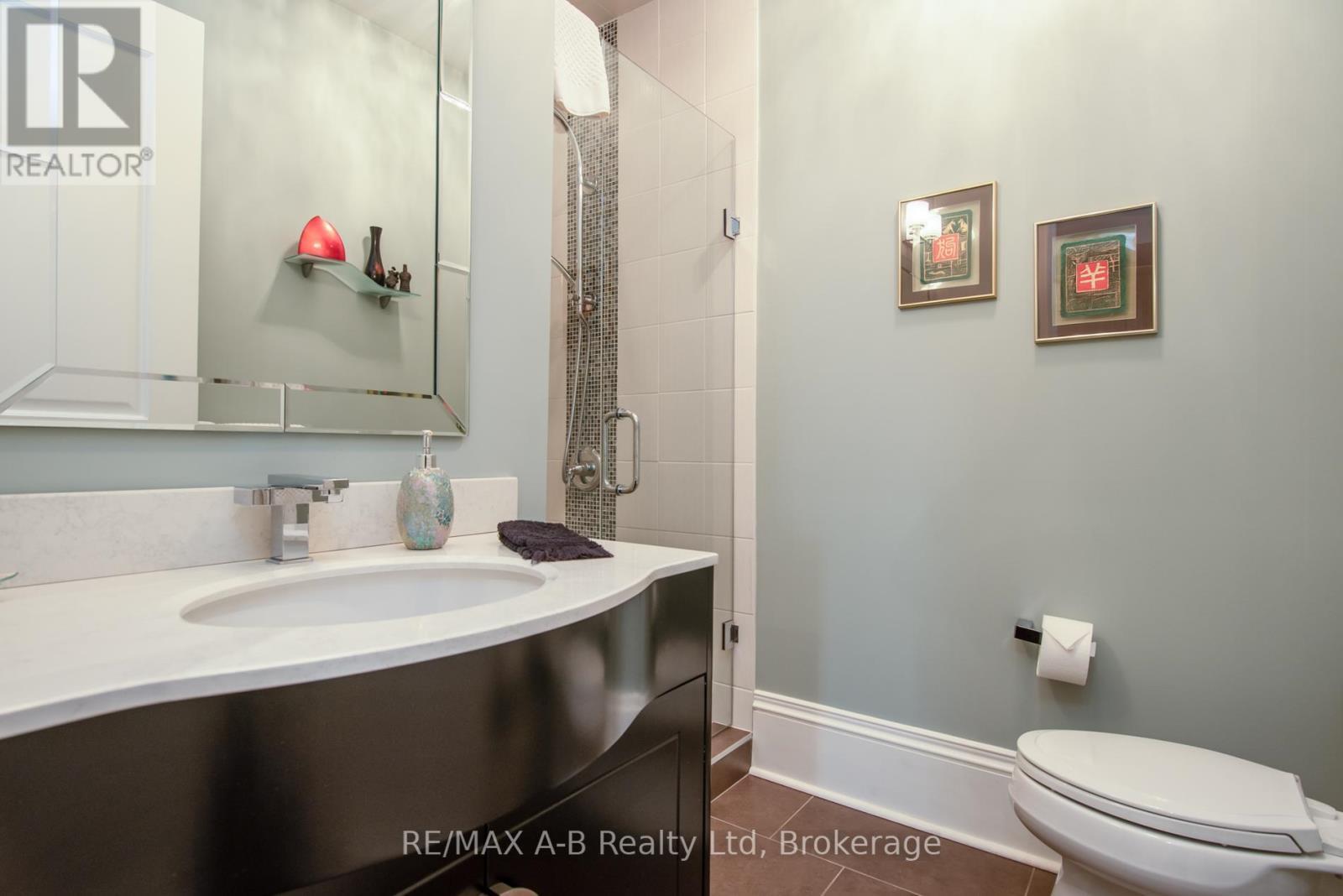 1C - 189 Elizabeth Street, St. Marys, ON - Indoor Photo Showing Bathroom