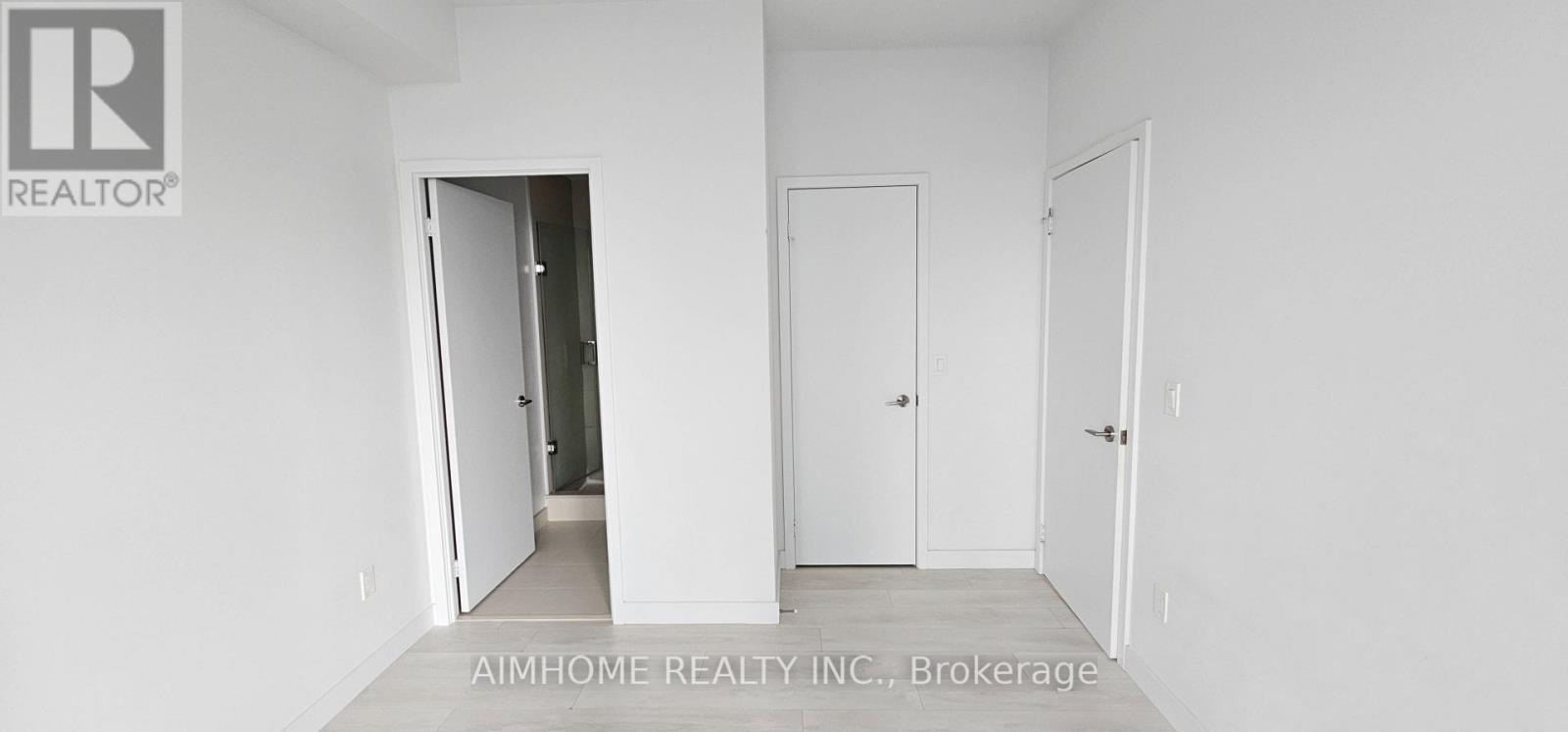 1711 - 8 Eglinton Avenue E, Toronto, ON - Indoor Photo Showing Other Room