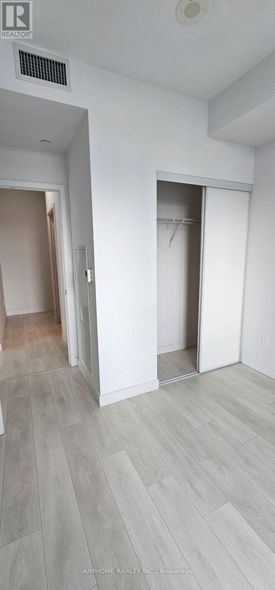 1711 - 8 Eglinton Avenue E, Toronto, ON - Indoor Photo Showing Other Room