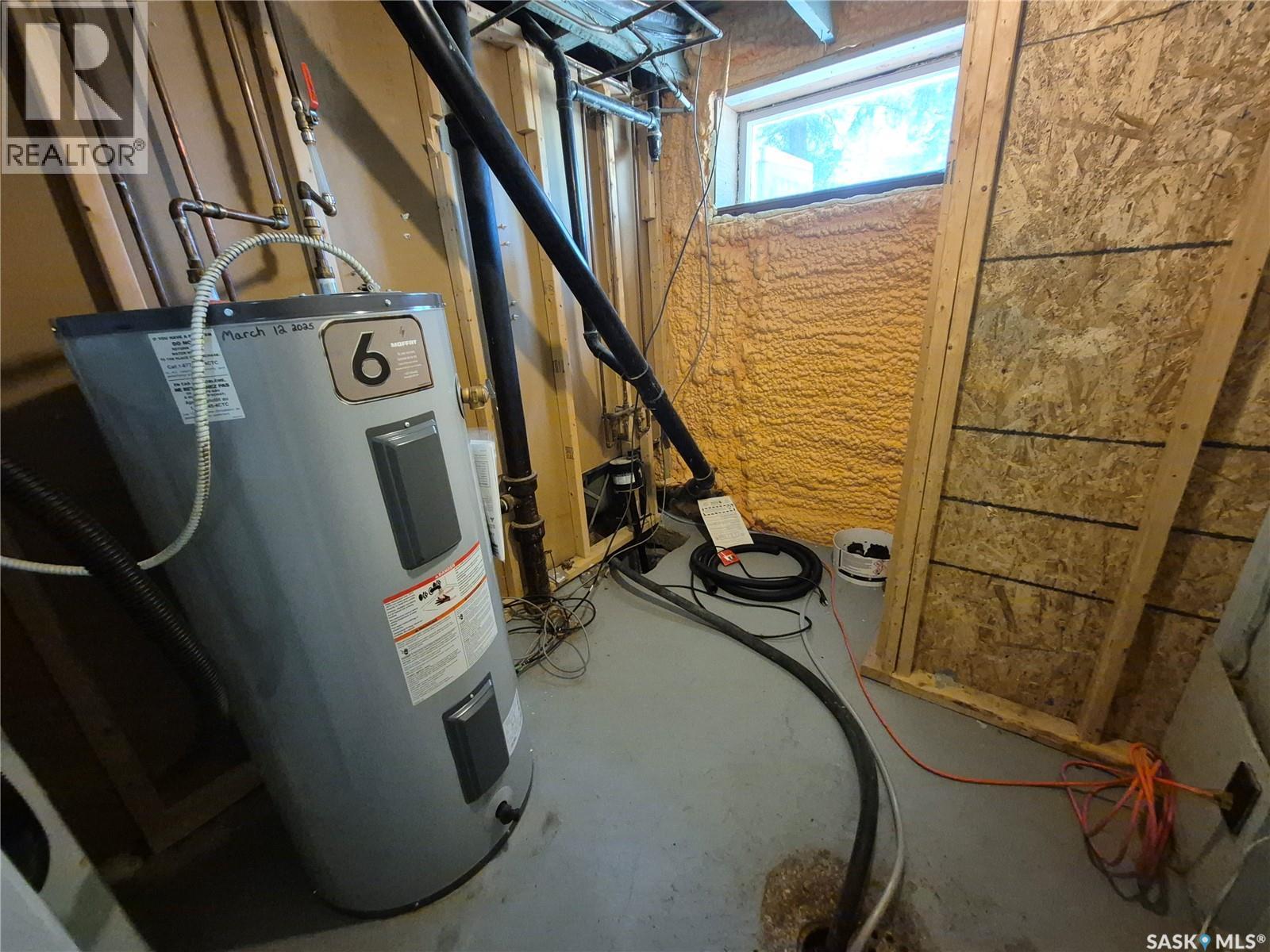 729 Bertrand Avenue, Radville, SK - Indoor