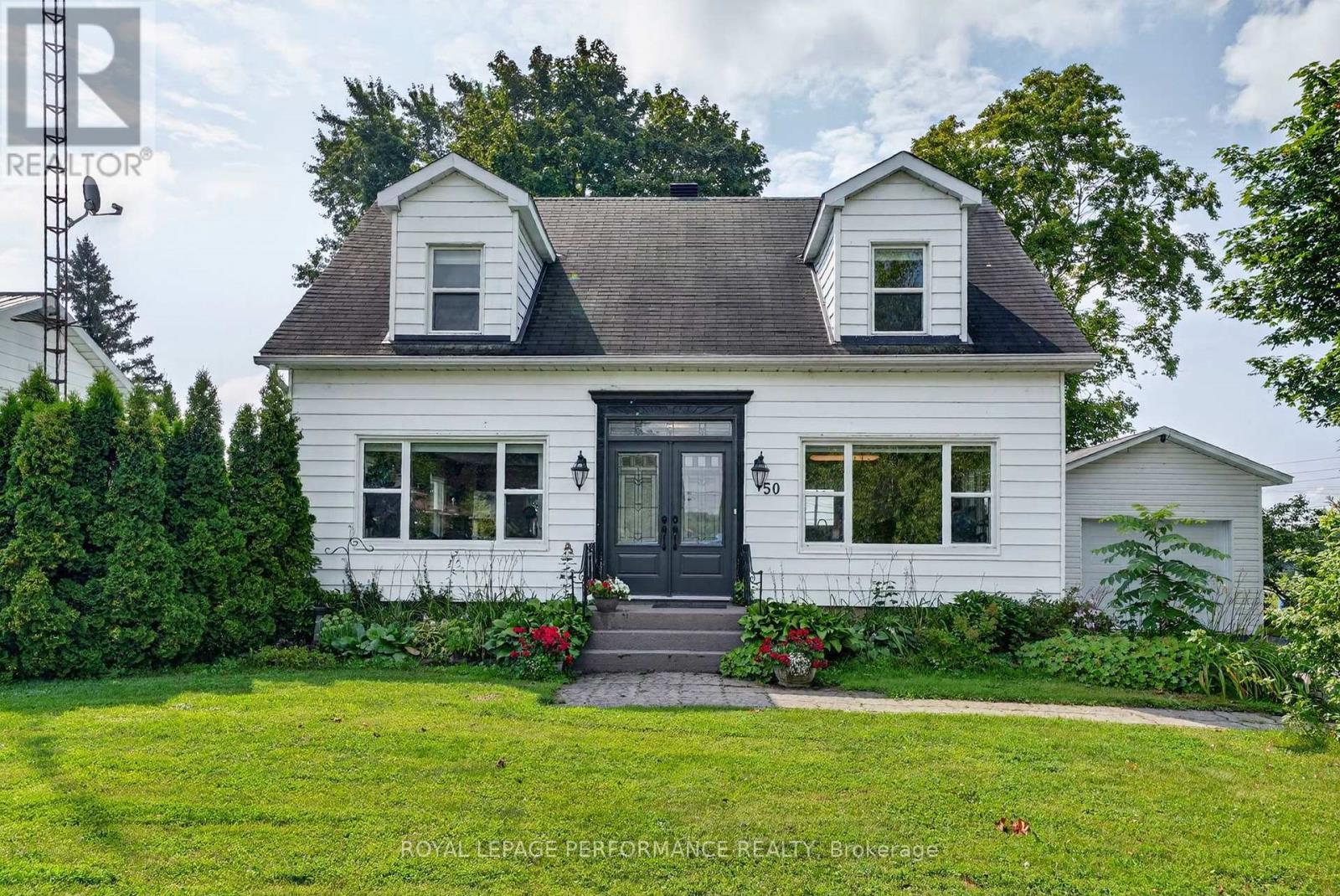 50 St Lawrence Street, South Stormont, ON - Outdoor With Facade