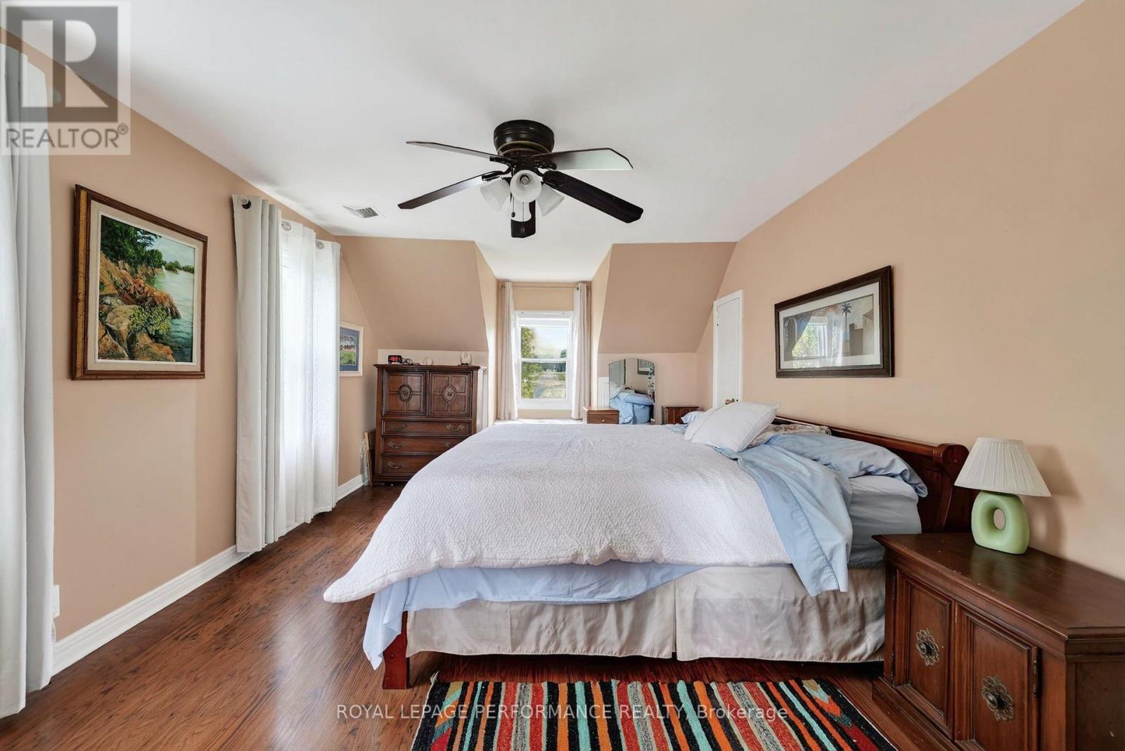 50 St Lawrence Street, South Stormont, ON - Indoor Photo Showing Bedroom