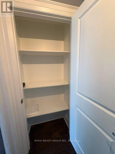 687 Richmond Street W, Toronto, ON - Indoor With Storage