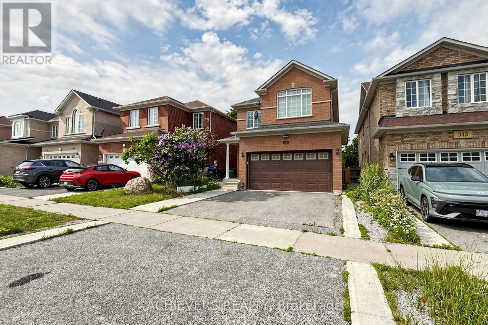 517 Navigator Drive, Mississauga, ON - Outdoor With Facade