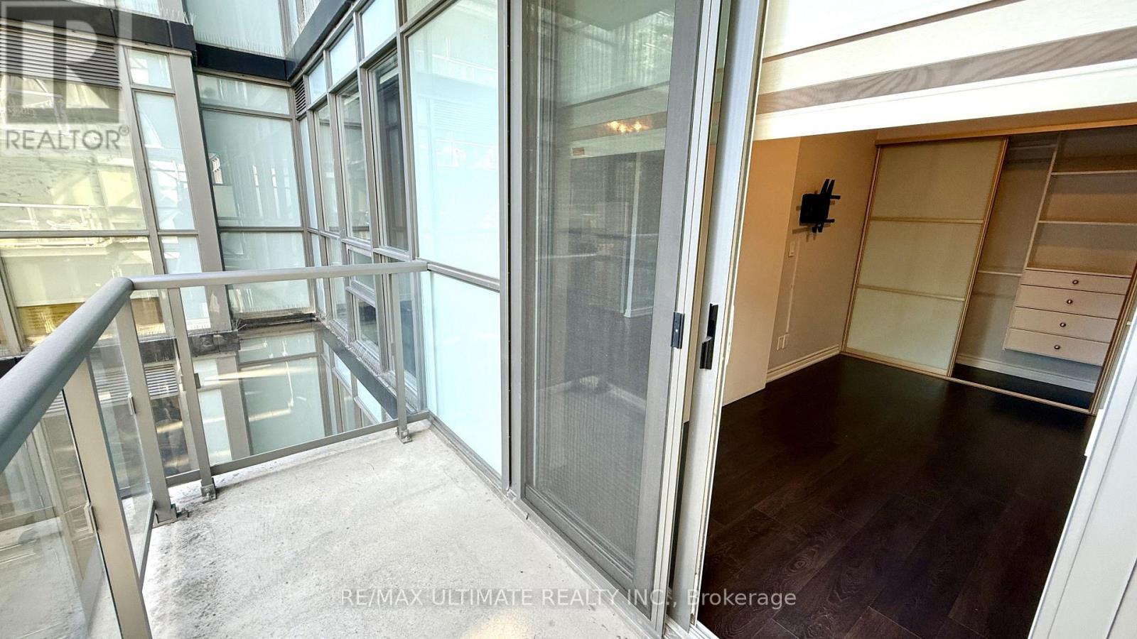 723 - 15 James Finlay Way, Toronto, ON - Indoor Photo Showing Other Room