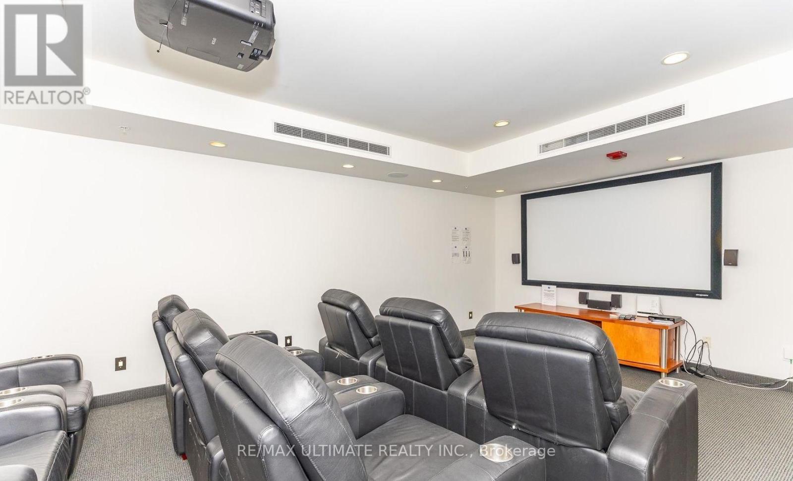 723 - 15 James Finlay Way, Toronto, ON - Indoor Photo Showing Other Room
