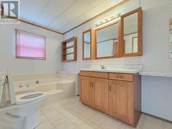 Ensuite Bath -