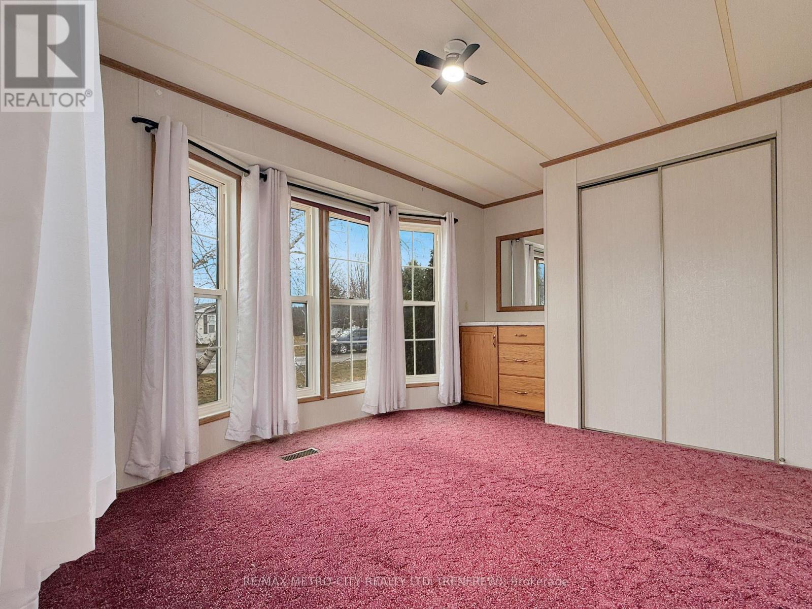 34 Sunset Lane, Horton, ON -