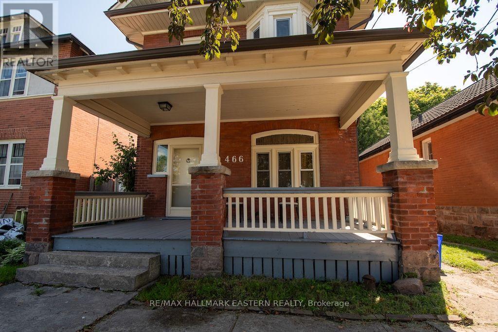 Lovely front porch - 466 Rubidge Street, Peterborough (Town Ward 3), ON - Outdoor With Deck Patio Veranda With Exterior