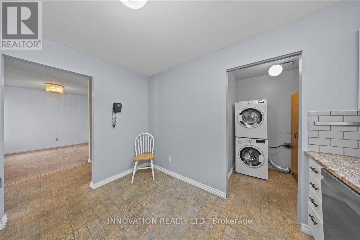 23 Pheasant Run Drive, Ottawa, ON - Indoor Photo Showing Laundry Room