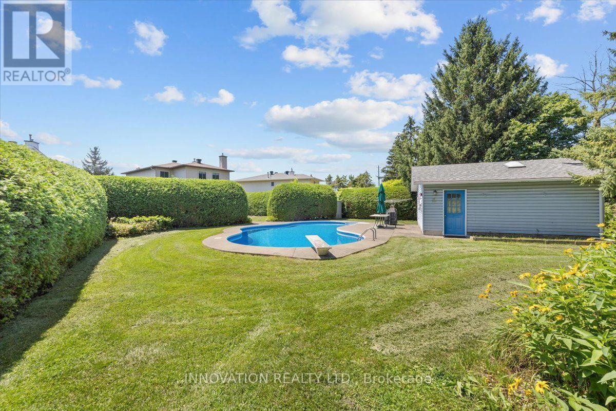 23 Pheasant Run Drive, Ottawa, ON - Outdoor With In Ground Pool