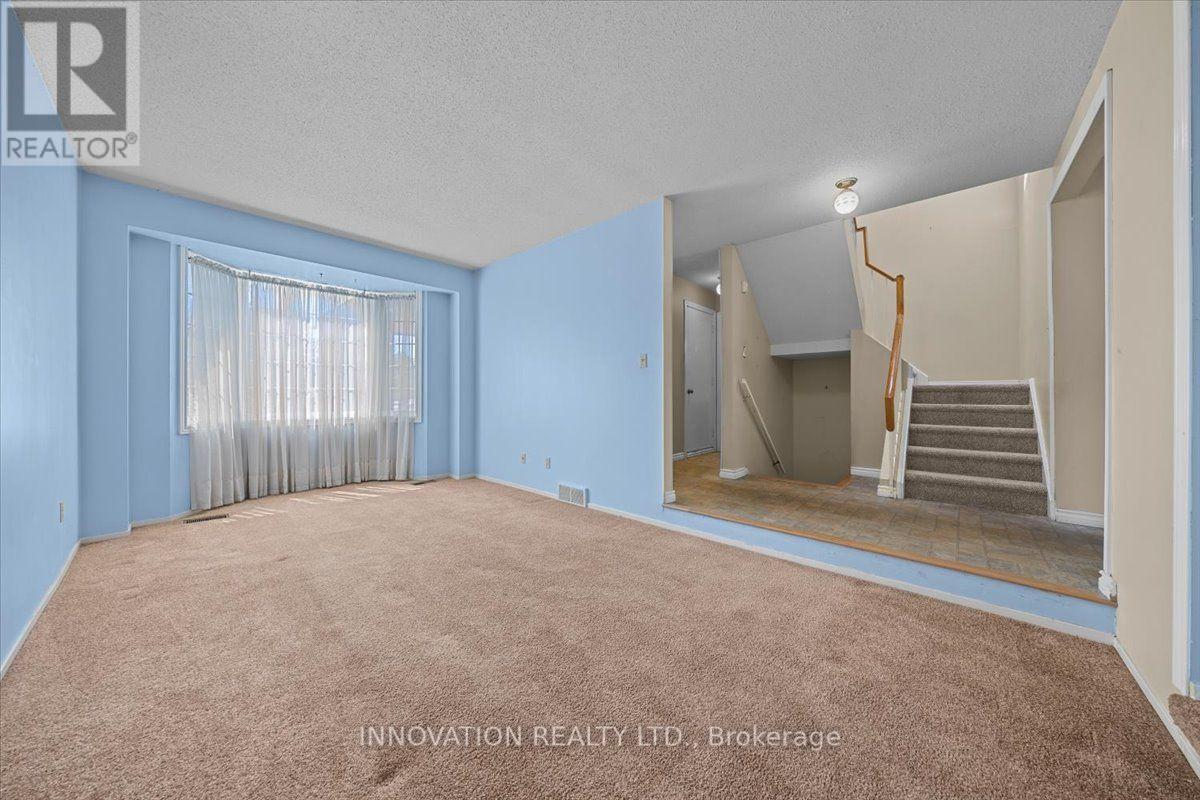 23 Pheasant Run Drive, Ottawa, ON - Indoor Photo Showing Other Room