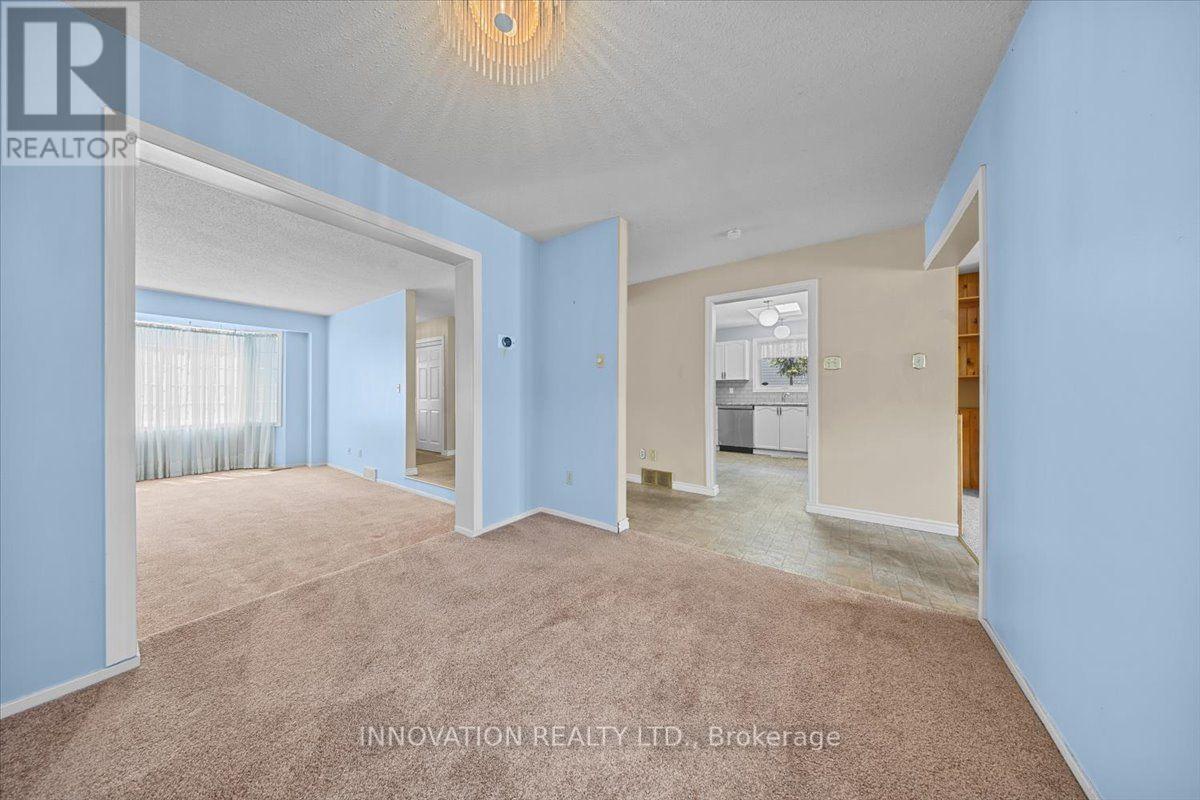 23 Pheasant Run Drive, Ottawa, ON - Indoor Photo Showing Other Room