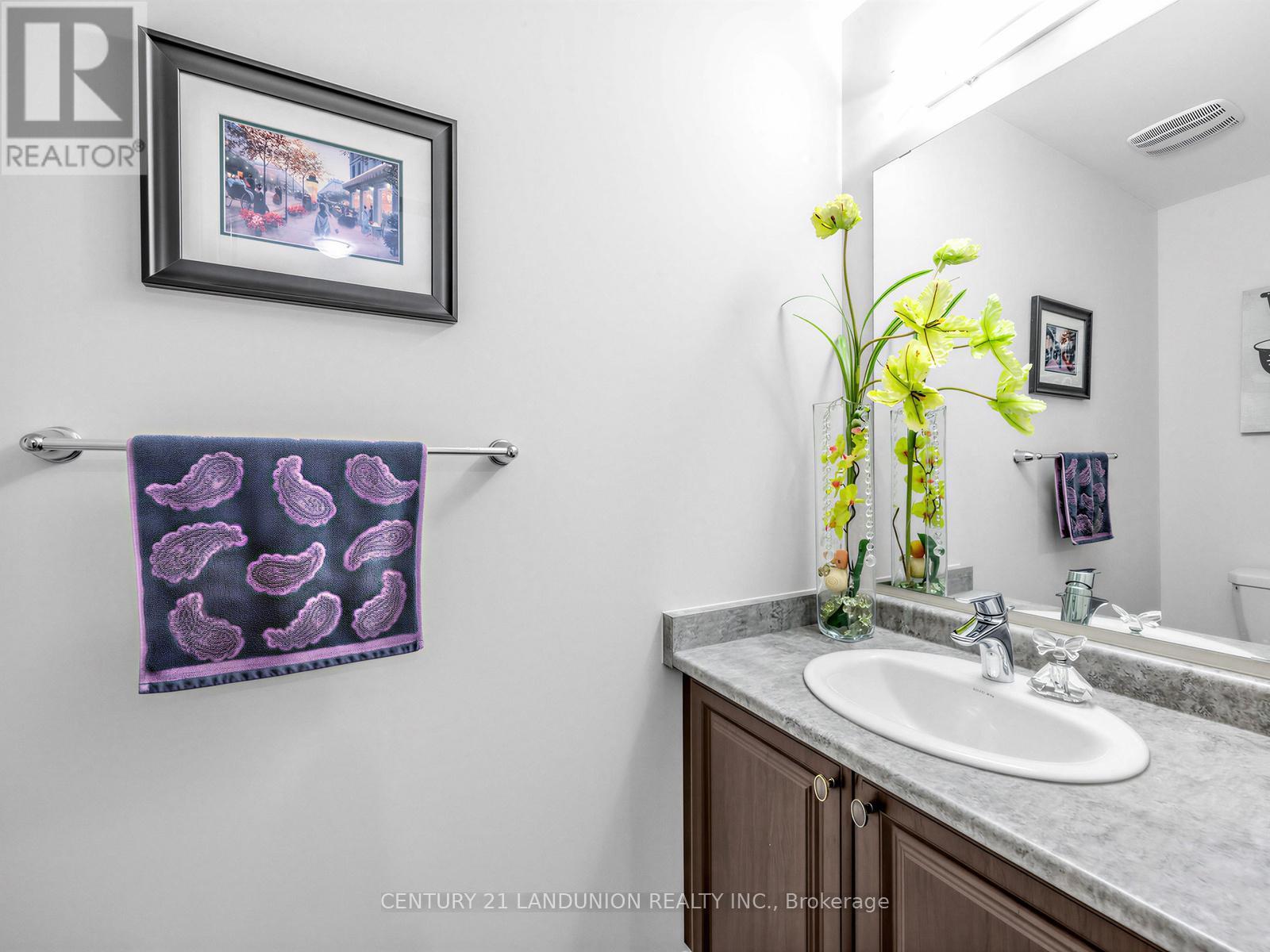 10941 Victoria Square Boulevard, Markham, ON - Indoor Photo Showing Bathroom