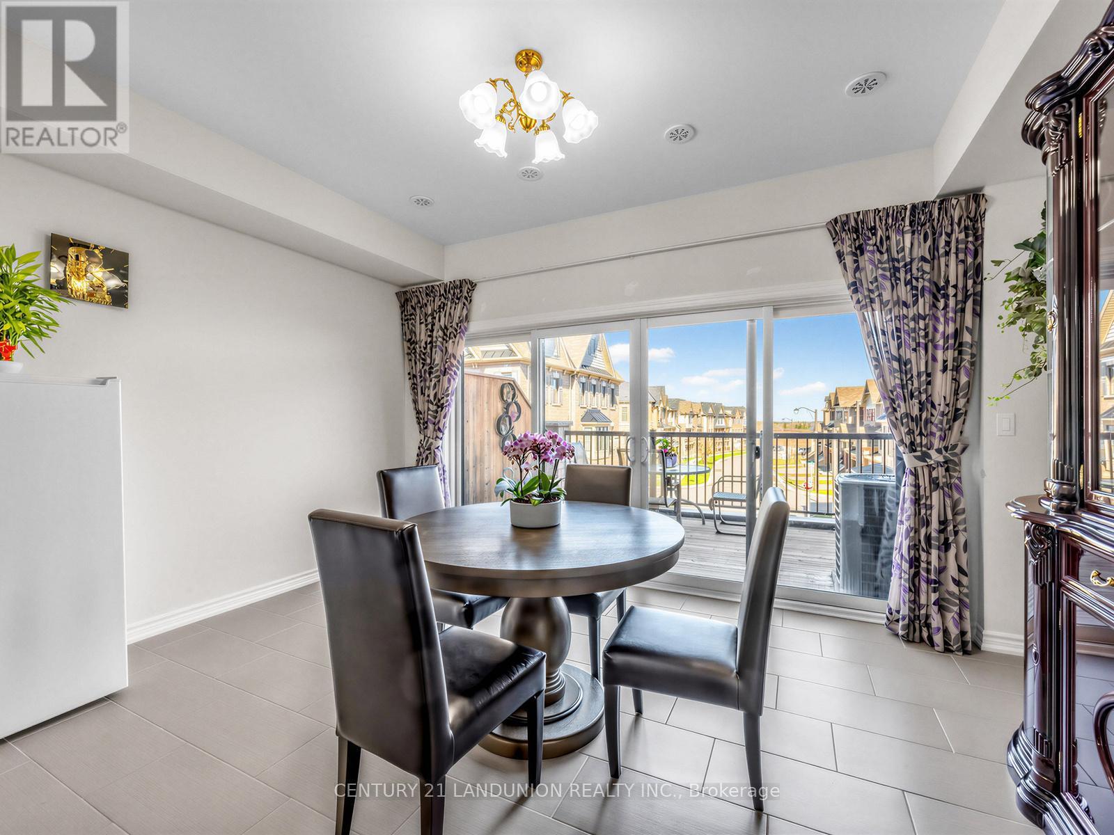 10941 Victoria Square Boulevard, Markham, ON - Indoor Photo Showing Dining Room