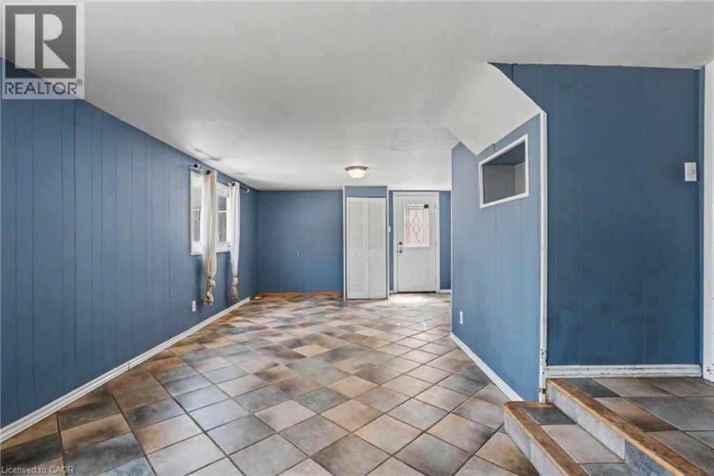 485 Cochrane Road, Hamilton, ON - Indoor