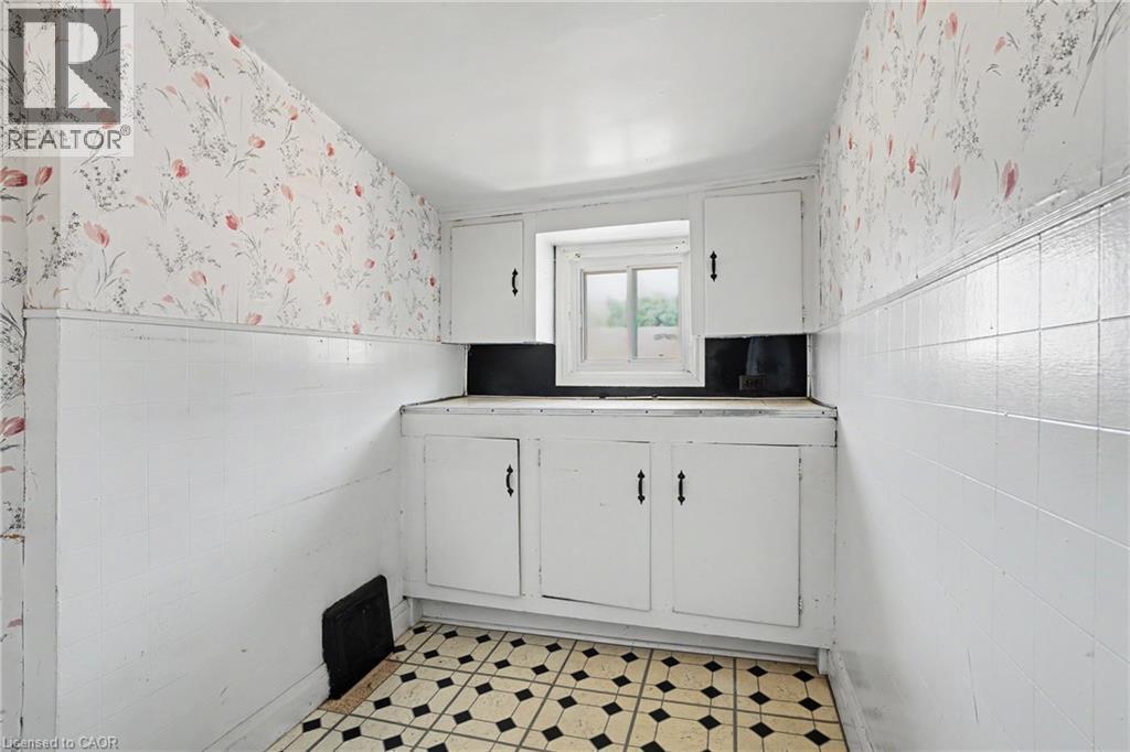 485 Cochrane Road, Hamilton, ON - Indoor