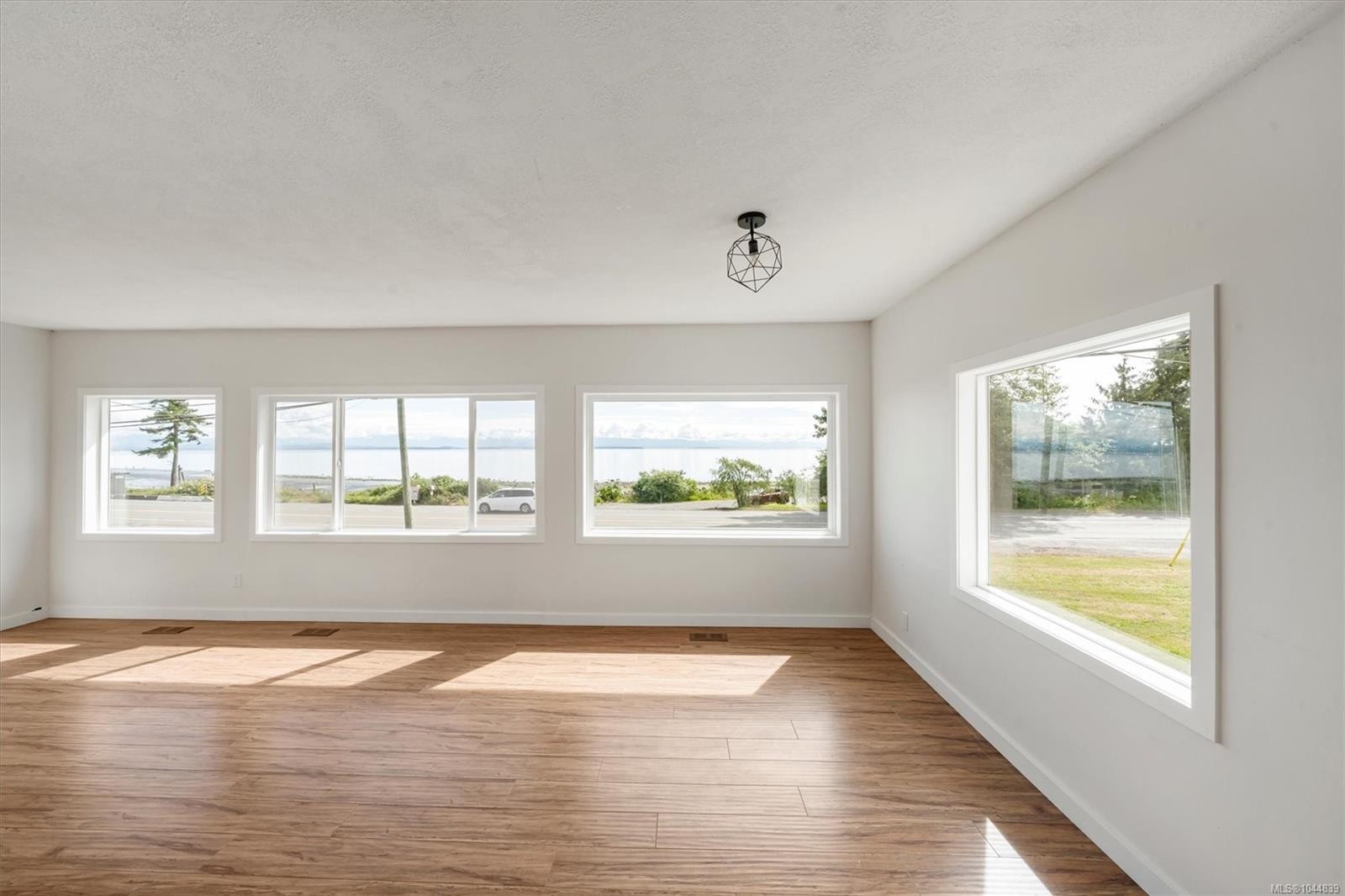 12 Lynnwood Rd, Campbell River, BC