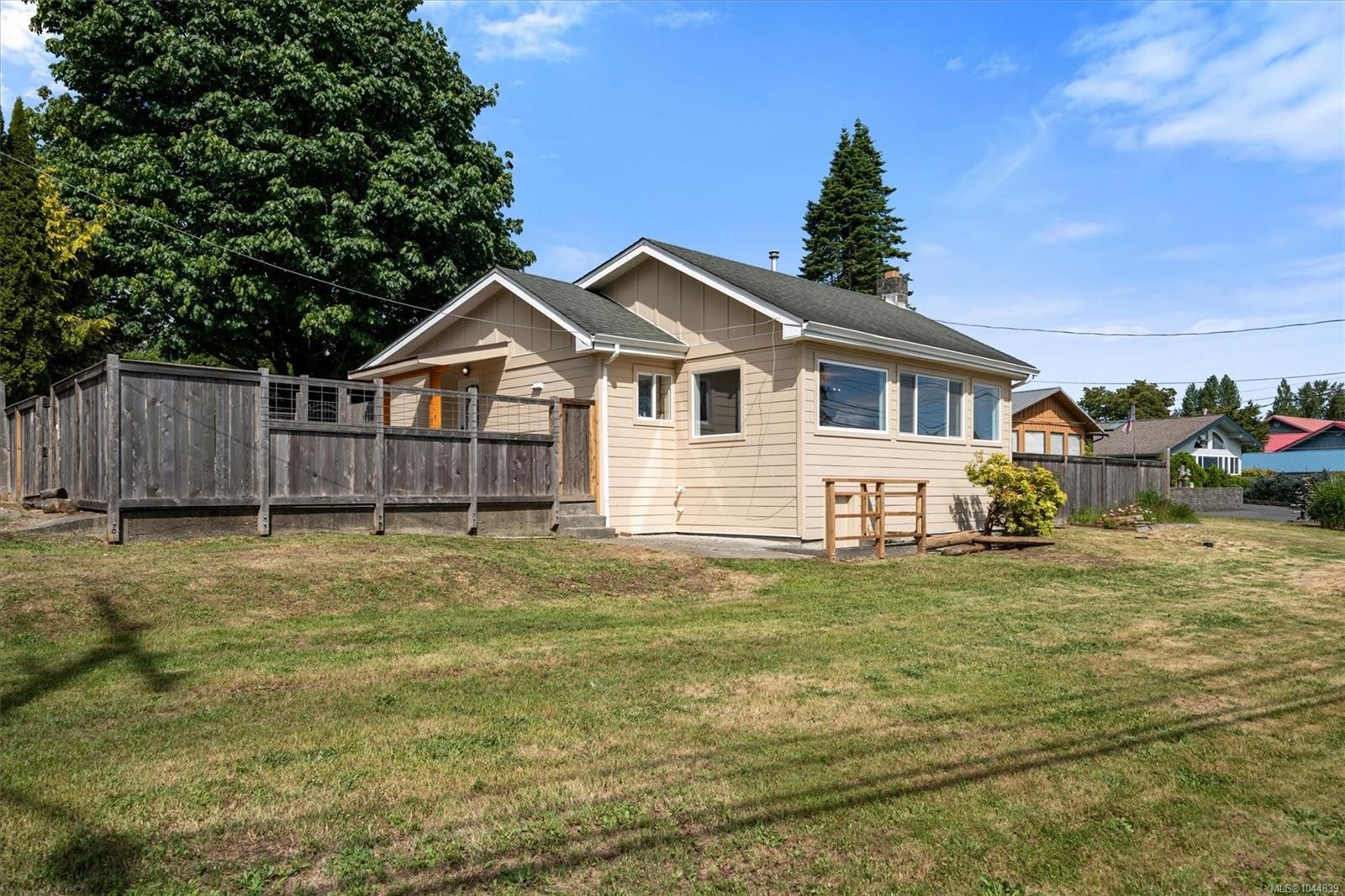12 Lynnwood Rd, Campbell River, BC