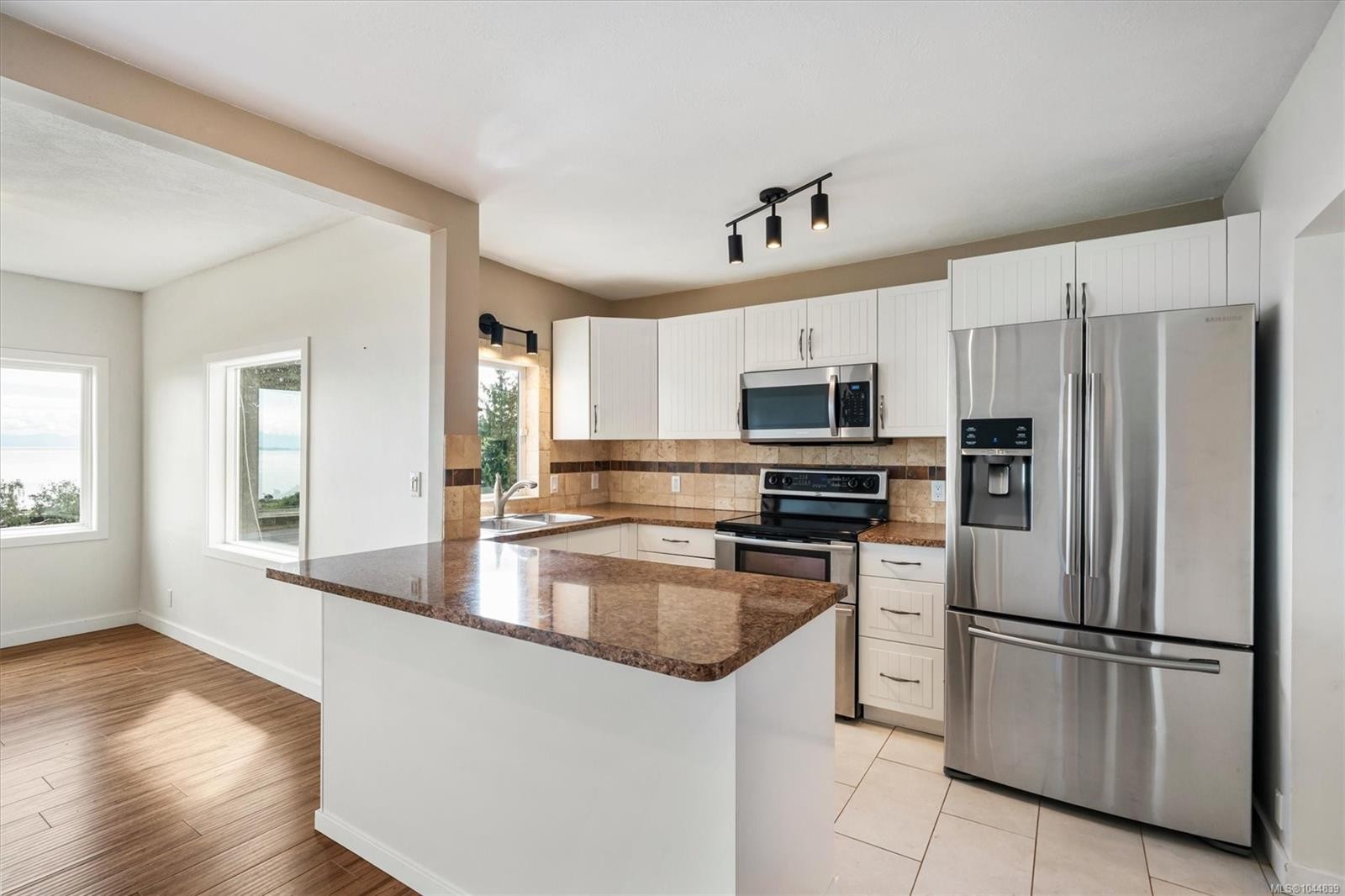 12 Lynnwood Rd, Campbell River, BC