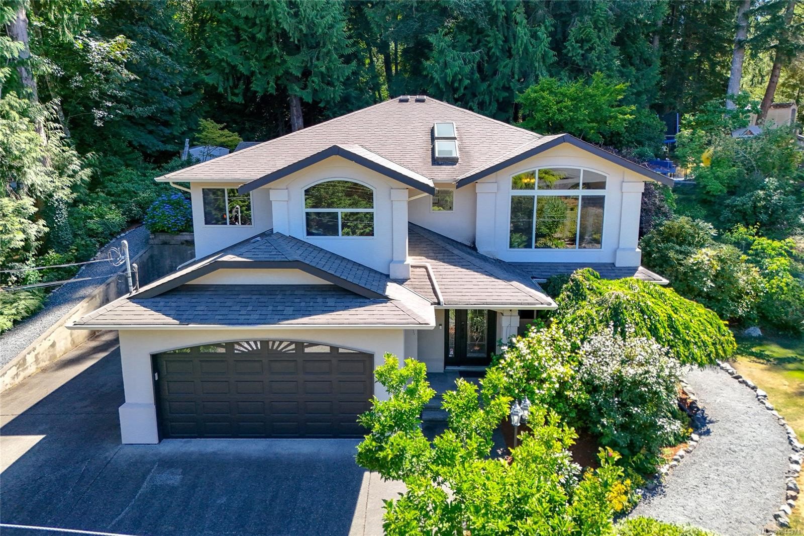 804 Bucktail Rd, Mill Bay, BC
