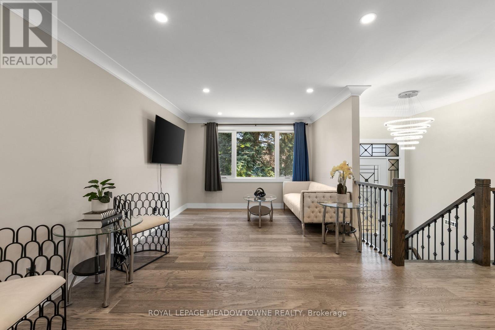 1268 Forest Hill, Oakville, ON - Indoor