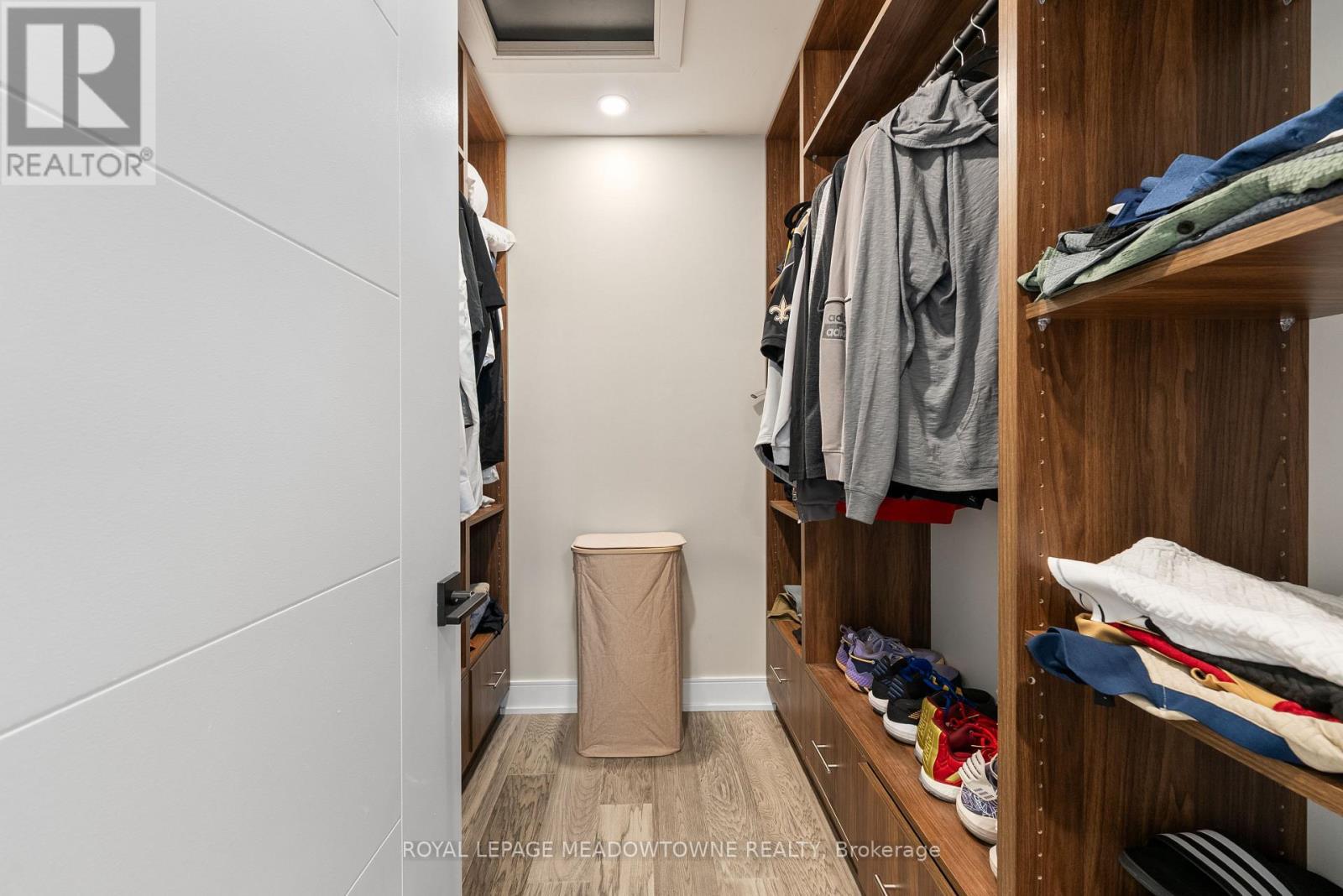 1268 Forest Hill, Oakville, ON - Indoor
