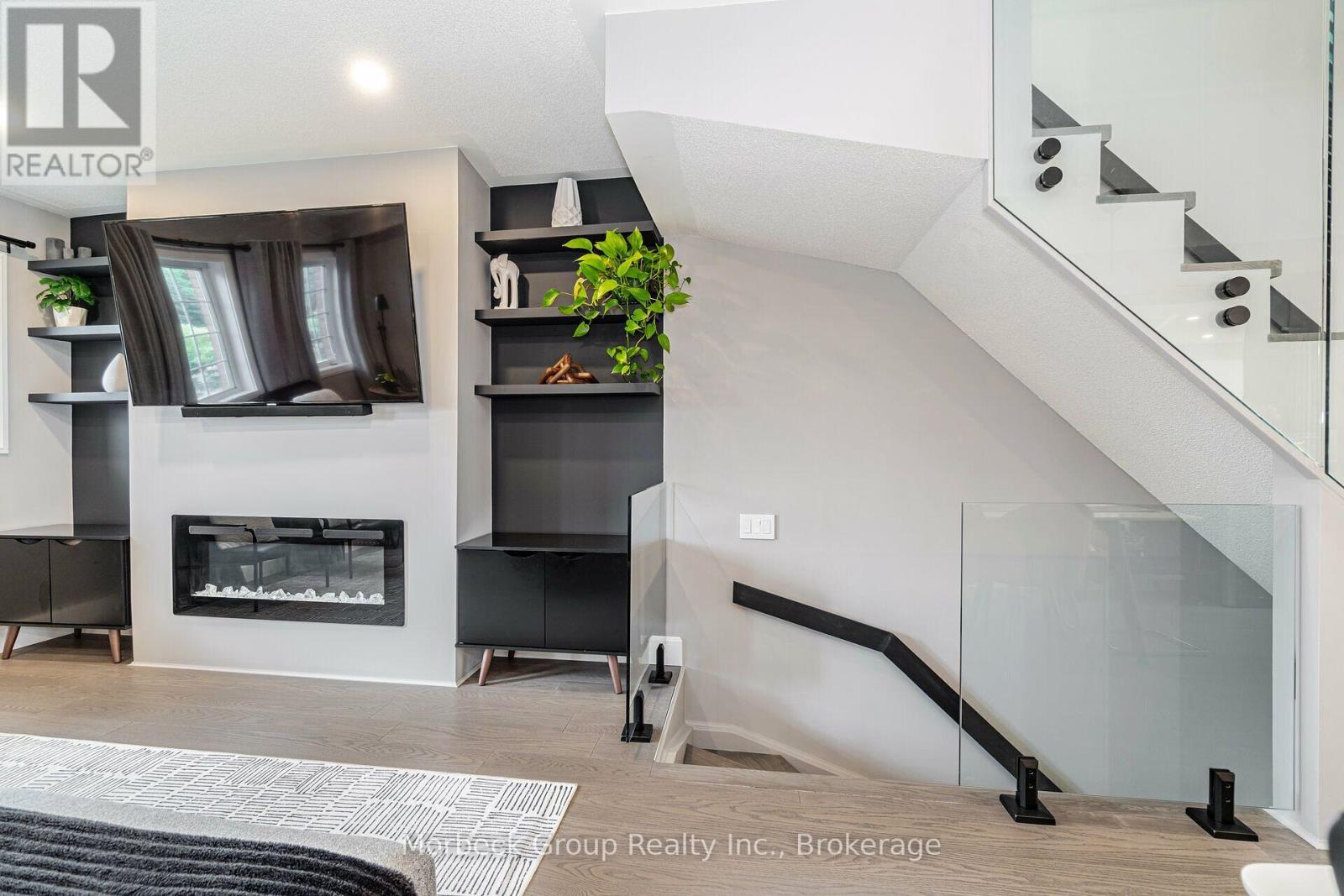 24 - 1100 Begley Street, Pickering (Bay Ridges), ON - Indoor With Fireplace