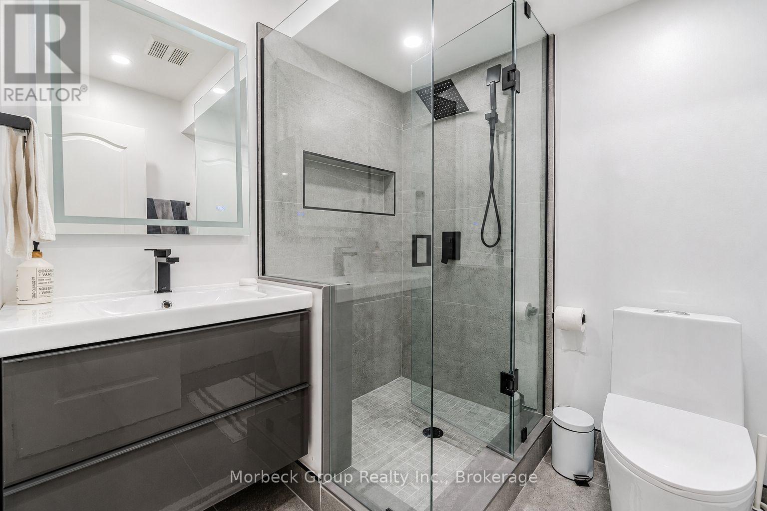 24 - 1100 Begley Street, Pickering (Bay Ridges), ON - Indoor Photo Showing Bathroom